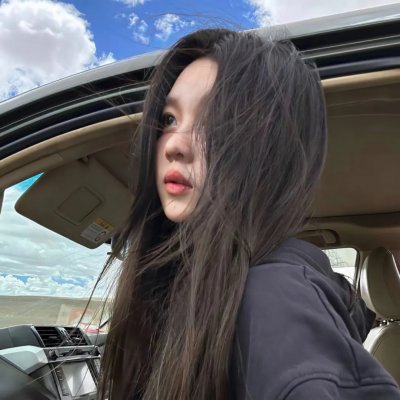 摇曳露营 海报
